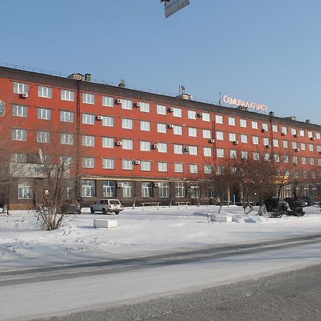 Semey Hotel Екстер'єр фото