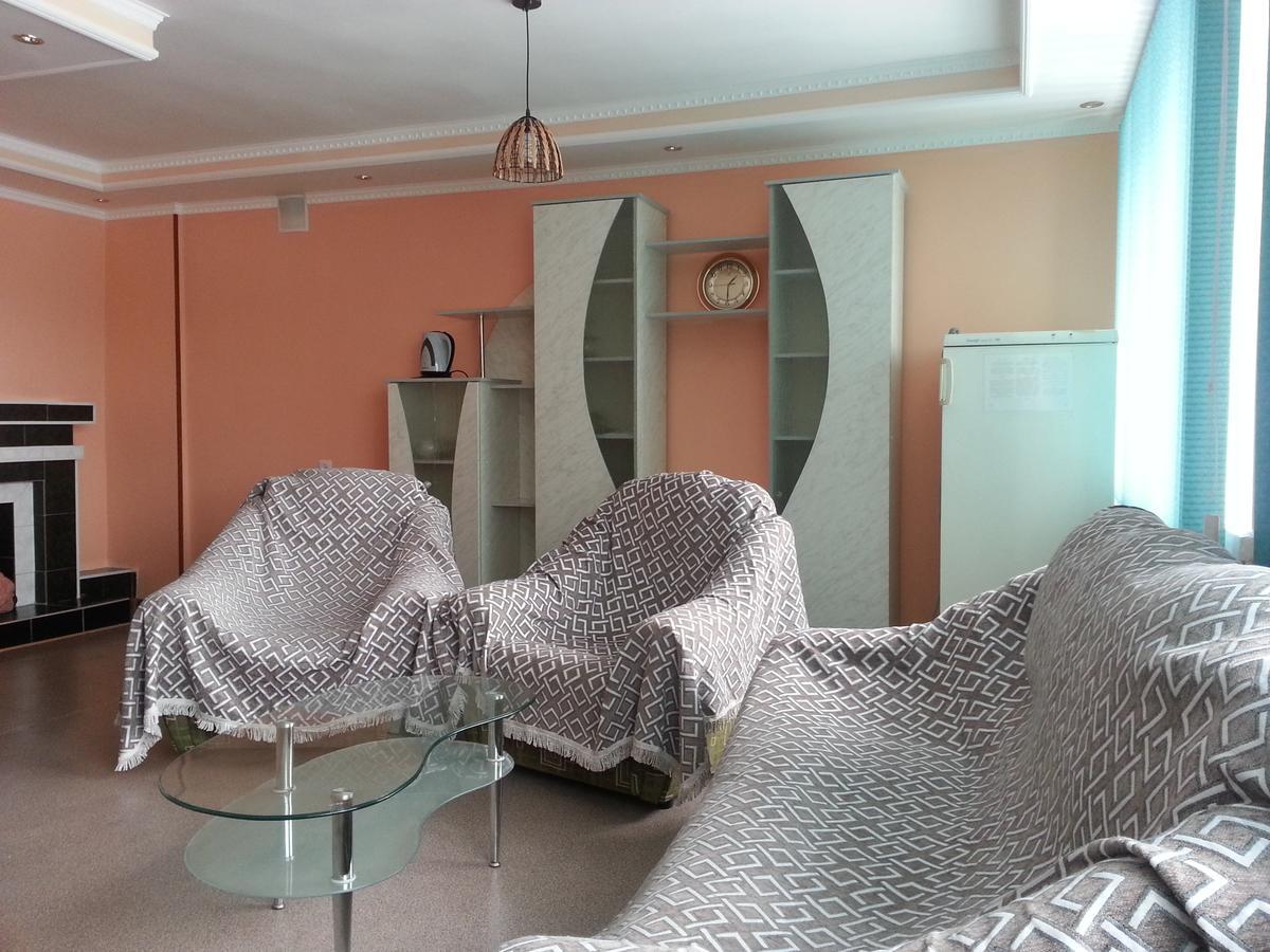 Semey Hotel Екстер'єр фото